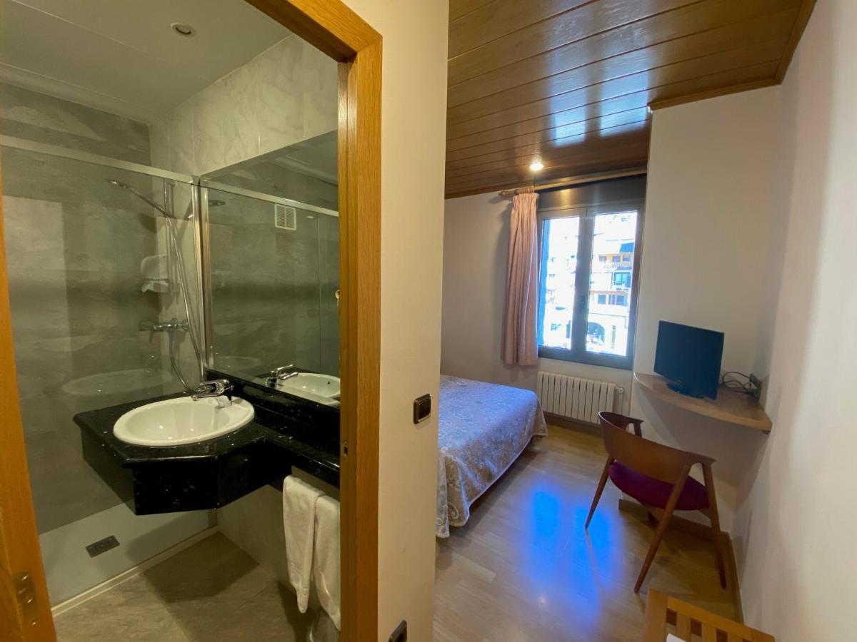 Hotel Sant Antoni リベス・デ・フレセル エクステリア 写真