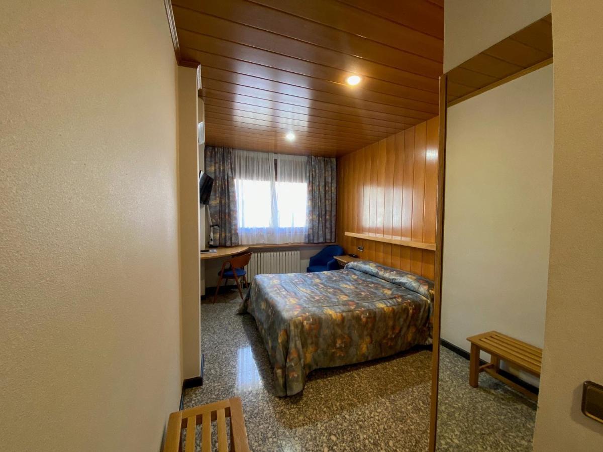 Hotel Sant Antoni リベス・デ・フレセル エクステリア 写真
