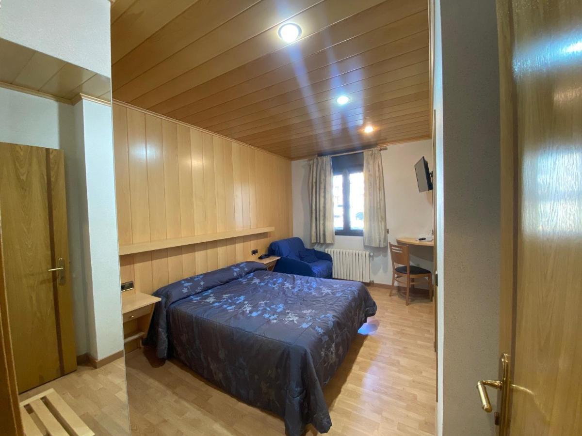 Hotel Sant Antoni リベス・デ・フレセル エクステリア 写真