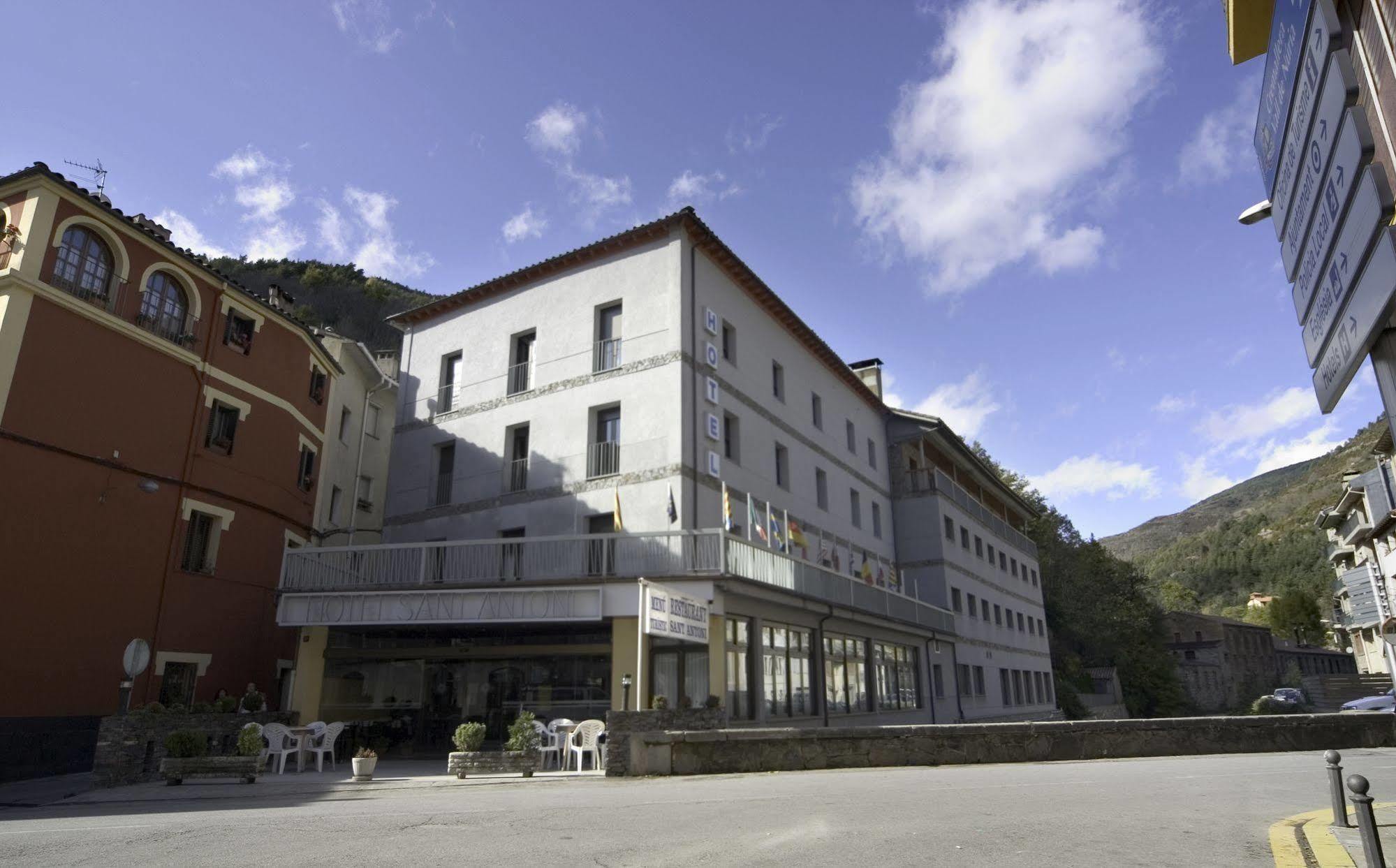 Hotel Sant Antoni リベス・デ・フレセル エクステリア 写真